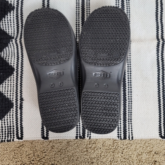 Crocs Neria Pro Light Casual Clogs Blue  Floral Print, sz 8 - Picture 11 of 12